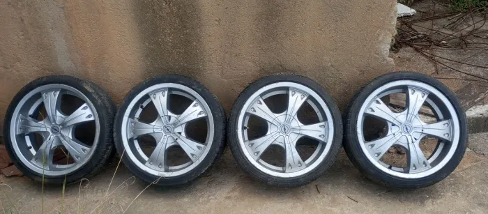 Vendo aro 17 furacão 4 100 e 4 108 