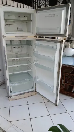 Geladeira brm 33