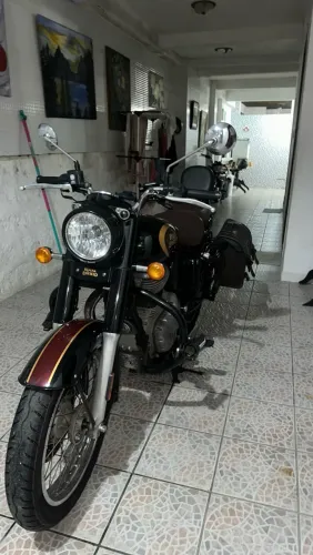 Vende se Royal Enfield 19.500