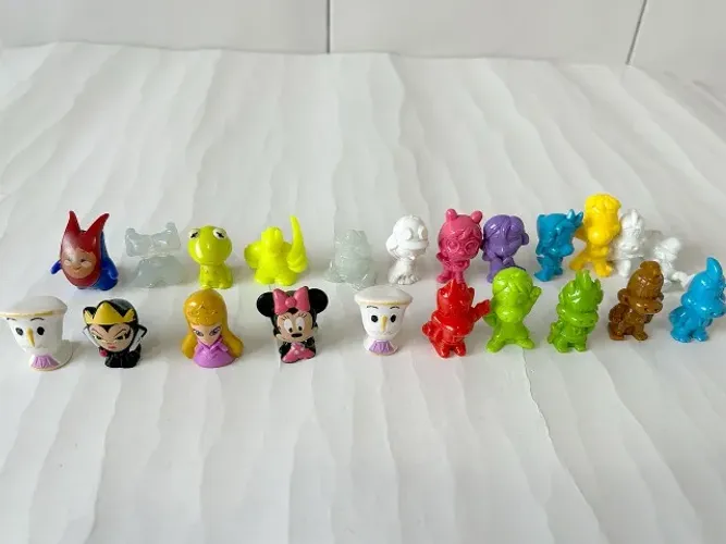 Bonecos - GoGo's Crazy Bones Dinos Danoninho/ Disney/ Gelouco Coca Cola
