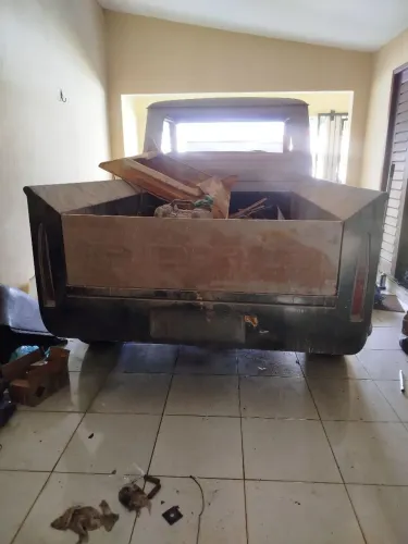 CAÇAMBA FORD F-75 STEPSIDE .