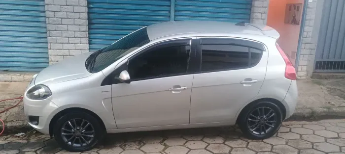 Fiat Palio Essence Dualogic 1.6 Flex 16V 5P 2014