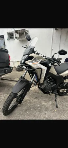 XRE 300 Sahara 2026 (Versão Adventure)