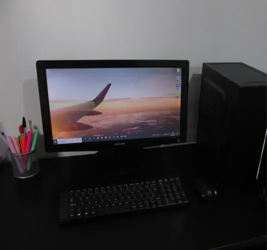 Computador completo (apenas venda, não aceito trocas)