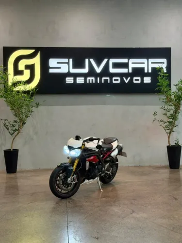 Triumph Speed Triple 1050 R 2017 | Naked Esportiva | Menor KM do Brasil  | Excelente Oport