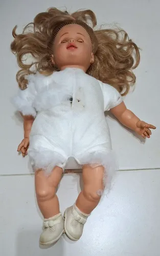 Boneca antiga Bia da Baby Brinks anos 80