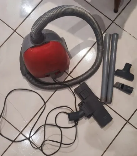 Aspirador de Pó Electrolux 1000W 1,2L Nano | 127v Vermelho