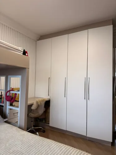 Quarto completo (armário + escrivaninha + cabeceira + painel )