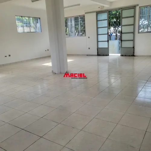 RESID. MORUMBI: PONTO COMERCIAL + 03 APTOS COM 03 DORMS, 02 WCS E DEMAIS DEPENDÊNCIAS CADA