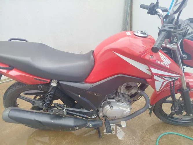 150 Titan 2015
