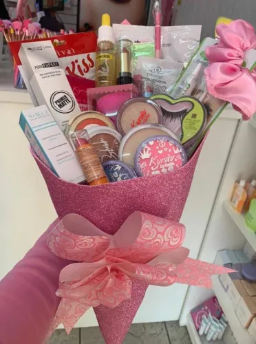Kit de maquiagem ou monte o seu próprio kit