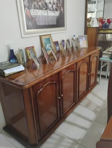 Aparador Buffet em Mogno Maciço 4 Portas - Usado