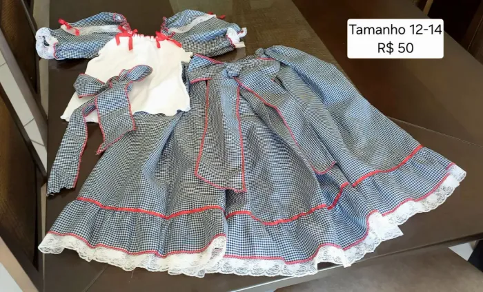 Conjunto de festa junina infantil - tamanho 12-14
