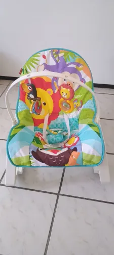 Cadeirinha de descanso vibratória