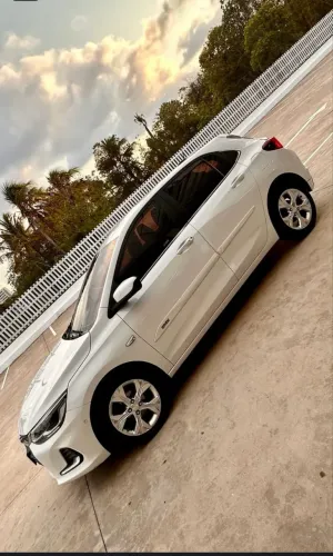 Chevrolet Onix Hatch Premier 1.0 12V TB Flex Aut. 4P 2020