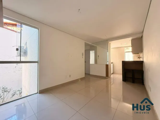 Apartamento com 45m2, 2 quartos, 01 vaga, 45m², em prédio com elevador à venda no Santa Am