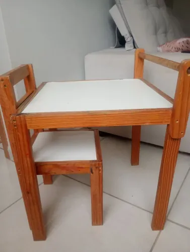 Mesa infantil