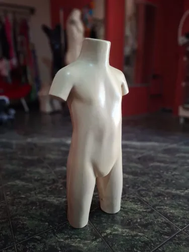 Manequins