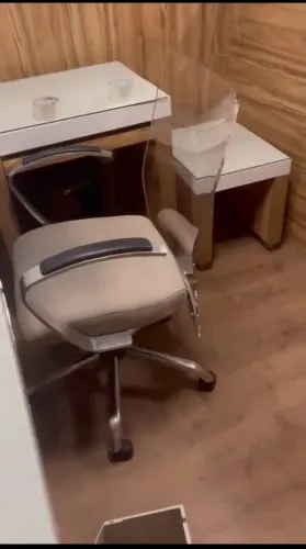 Cadeira de escritório pra botar preço