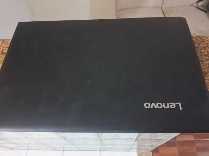 Vendo Notebook Lenovo V310-15ISK
