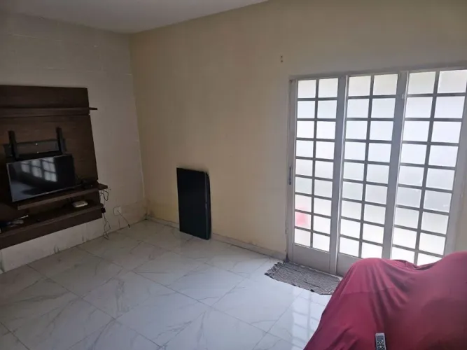 Casa com 2 dormitórios à venda por R$ 220.000,00 - Vila Santa Teresinha de Jesus - Nova Ig