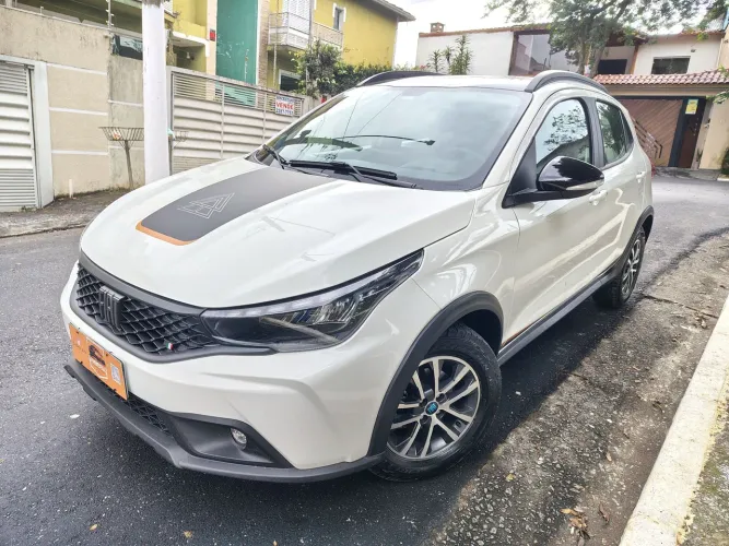 Fiat Argo Trekking 1.3 8V Flex Aut. 2026