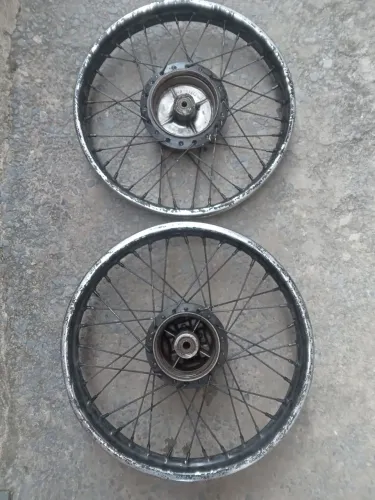 RODA CG TITAN 99 DE FERRO 