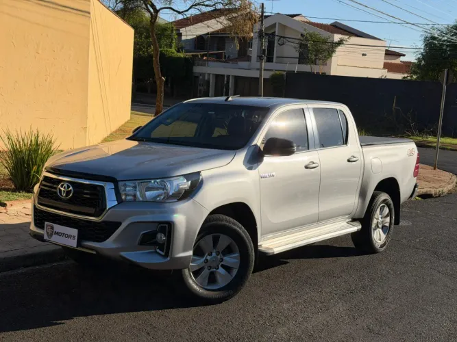 Toyota Hilux CD SR 4X4 2.8 TDI Diesel Aut. 2019