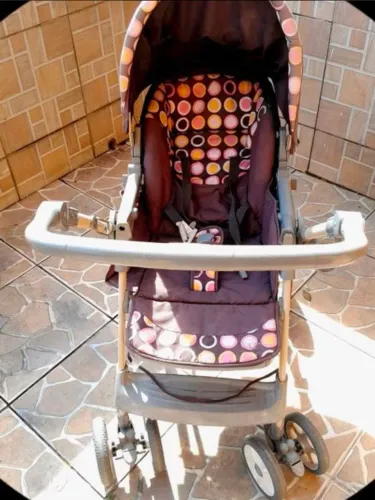 Carrinho de bebê (Usado)