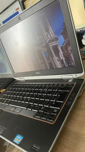 Notebook Dell Latitude 6320 i5 04Gb de RAM HD 500 Windows 10