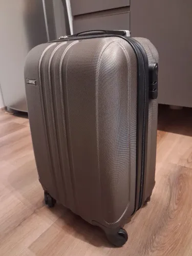 Mala de Bordo Sestini Original 20" (usada uma vez)
