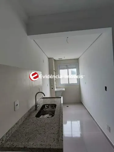 Apartamento à venda em Santo André (Vila Pires) | 2 dorm, suíte, varanda gourmet e 2 vagas