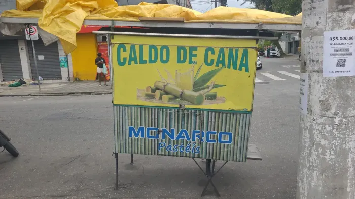 Carrinho de caldo de cana em santos