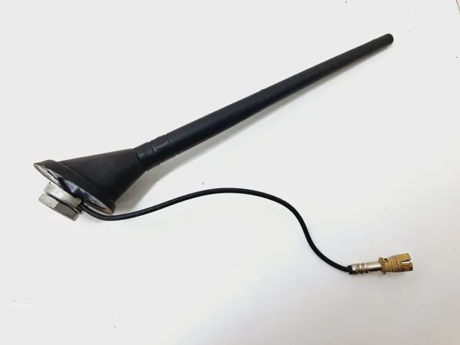 Antena Teto Volkswagen Golf 2.0 2009 Nº5u0035498c Preto