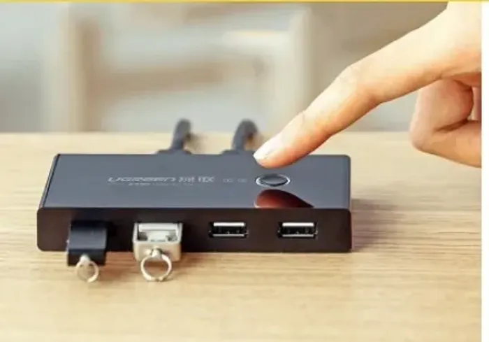 Hub Ugreen Usb Switch Usb 2.00 2 Pcs Compartilhando 4 Saídas