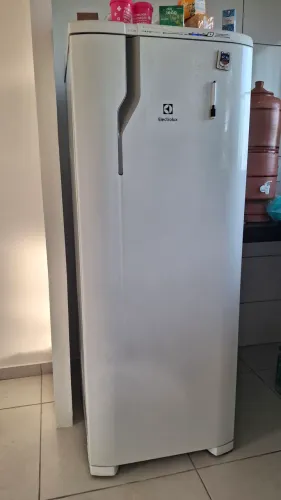 Geladeira Usada Eletrolux Frost free