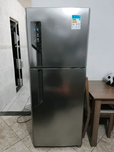 GELADEIRA ELETROLUX FROST FREE INOX TF55S