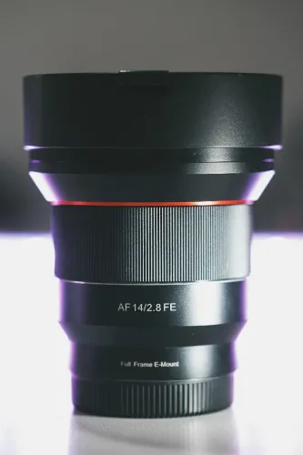 lente rokinon 14m 2.8 sony