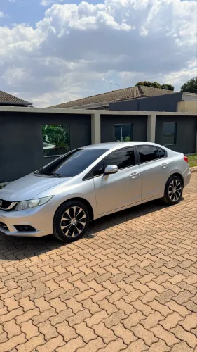 Honda Civic Sedan LXR 2.0 Flexone 16V Aut. 4P 2015