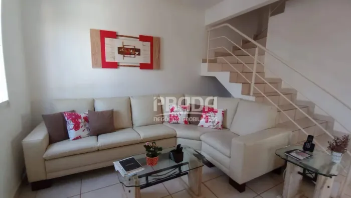Casa à venda estilo Sobrado, com 3 quartos sendo 1 suíte - Condomínio The Palms - Uberlând