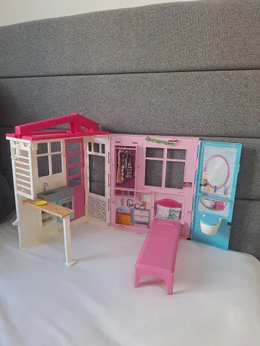 Casa da Barbie portatil