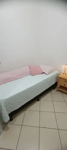 Cama box solteiro+colchão pouco tempo de uso