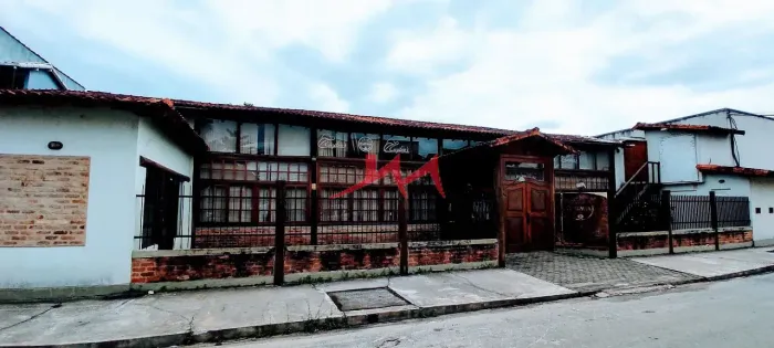 2 Lojas à venda, 800 m² por R$ 1.750.000 - Papucaia - Cachoeiras de Macacu/RJ