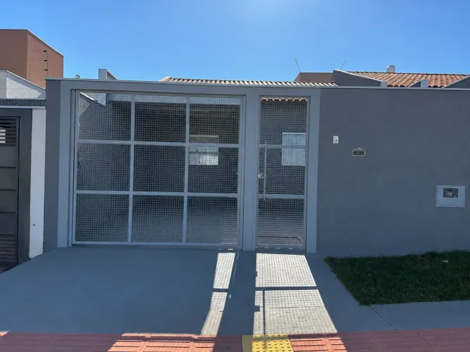 Casa terrea a venda no Parque Novos Estados