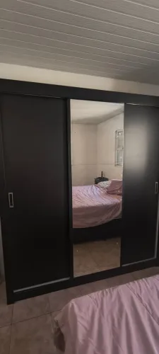 Guarda Roupa com espelho