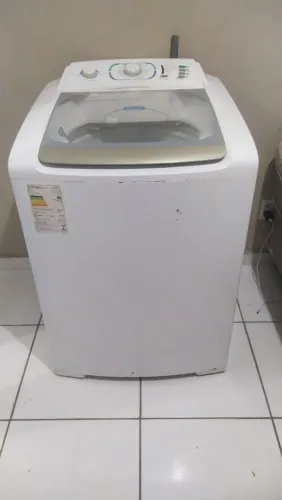 Eletrolux turbo 12 kg Semi nova Do meu uso.