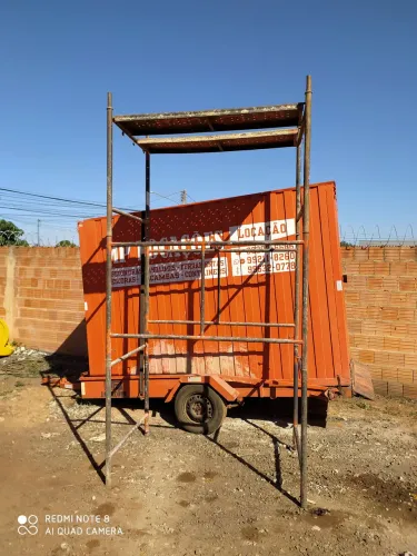 Andaime e plataforma locação, equipamentos revisados