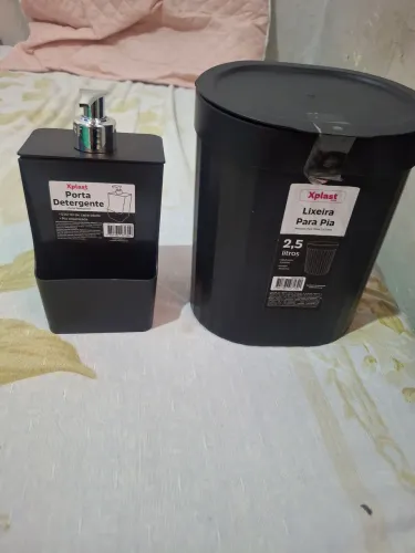 Porta detergente + lixeira para cozinha