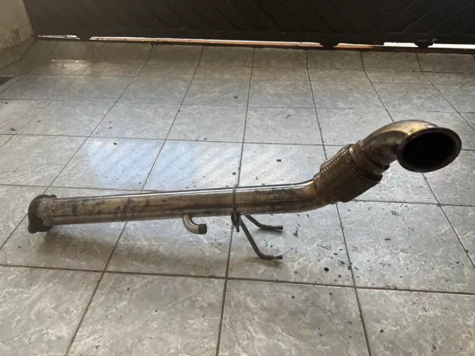 Downpipe para jetta 211cv