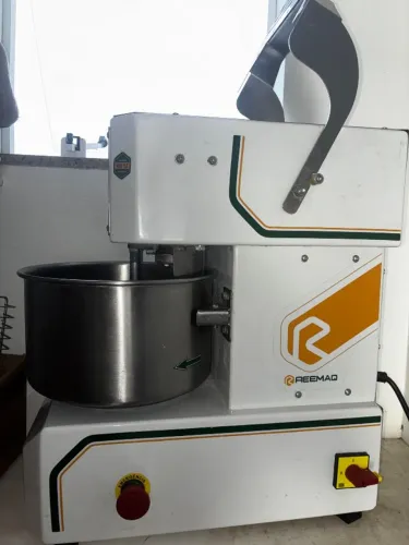 Amassadeira 6kg Reemaq